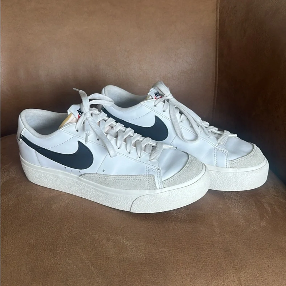 Nike Blazer Low Platform